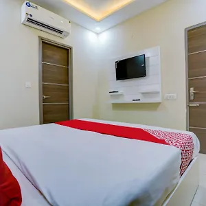 O Galaxy Hotel Zirakpur
