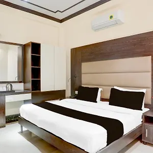 Aerotech Plaza Hotel