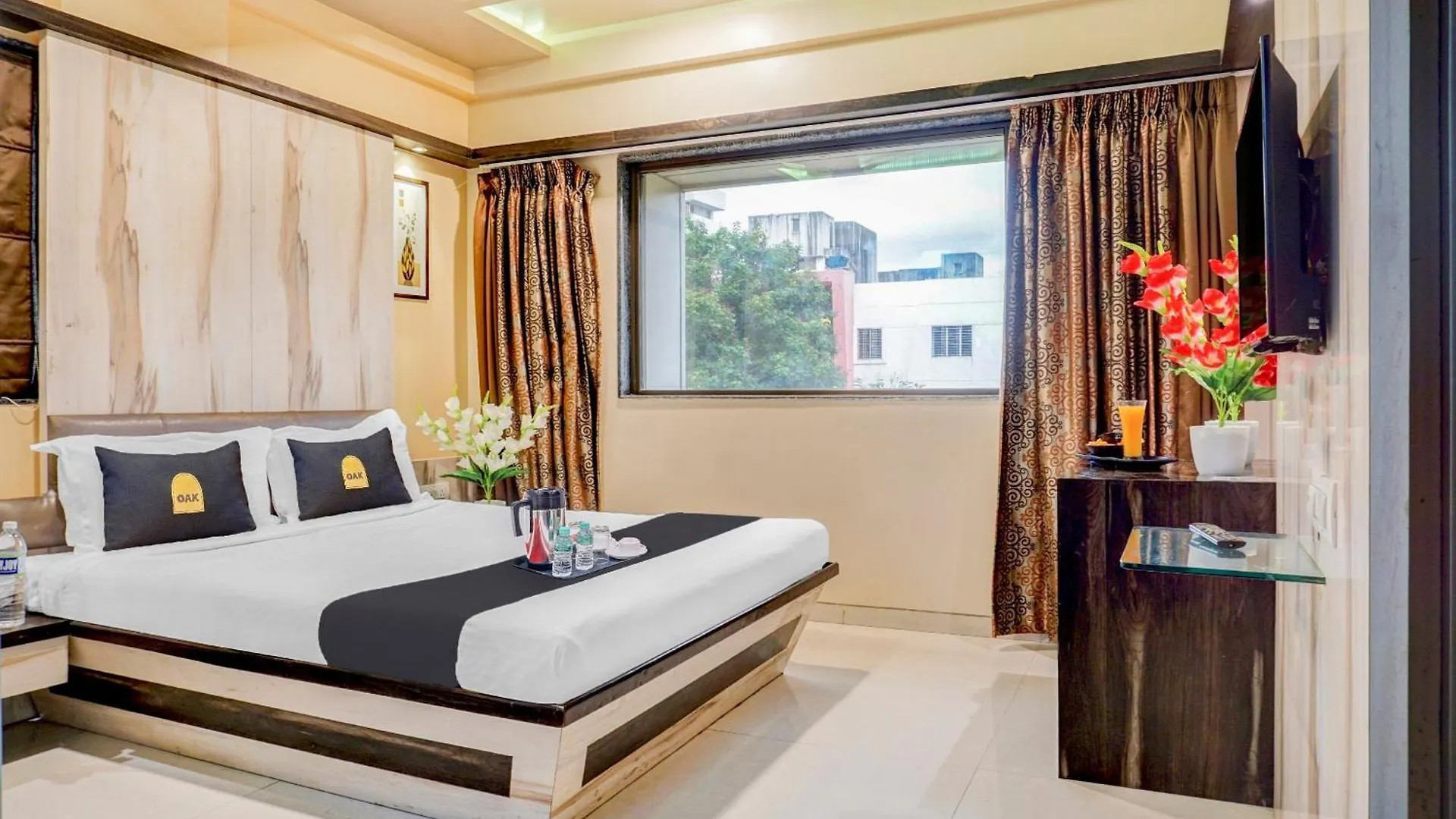 Hotel The Caves A Family Hotel Near Igi Airport New Delhi